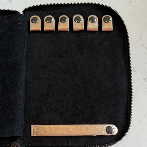 Halston Gold Zip Jewelry Case - Picture 5 of 6